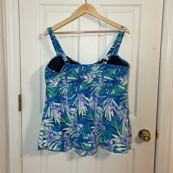 NWOT Shore Fit Tankini Top, Swimsuit, 22W - Picture 3 of 7